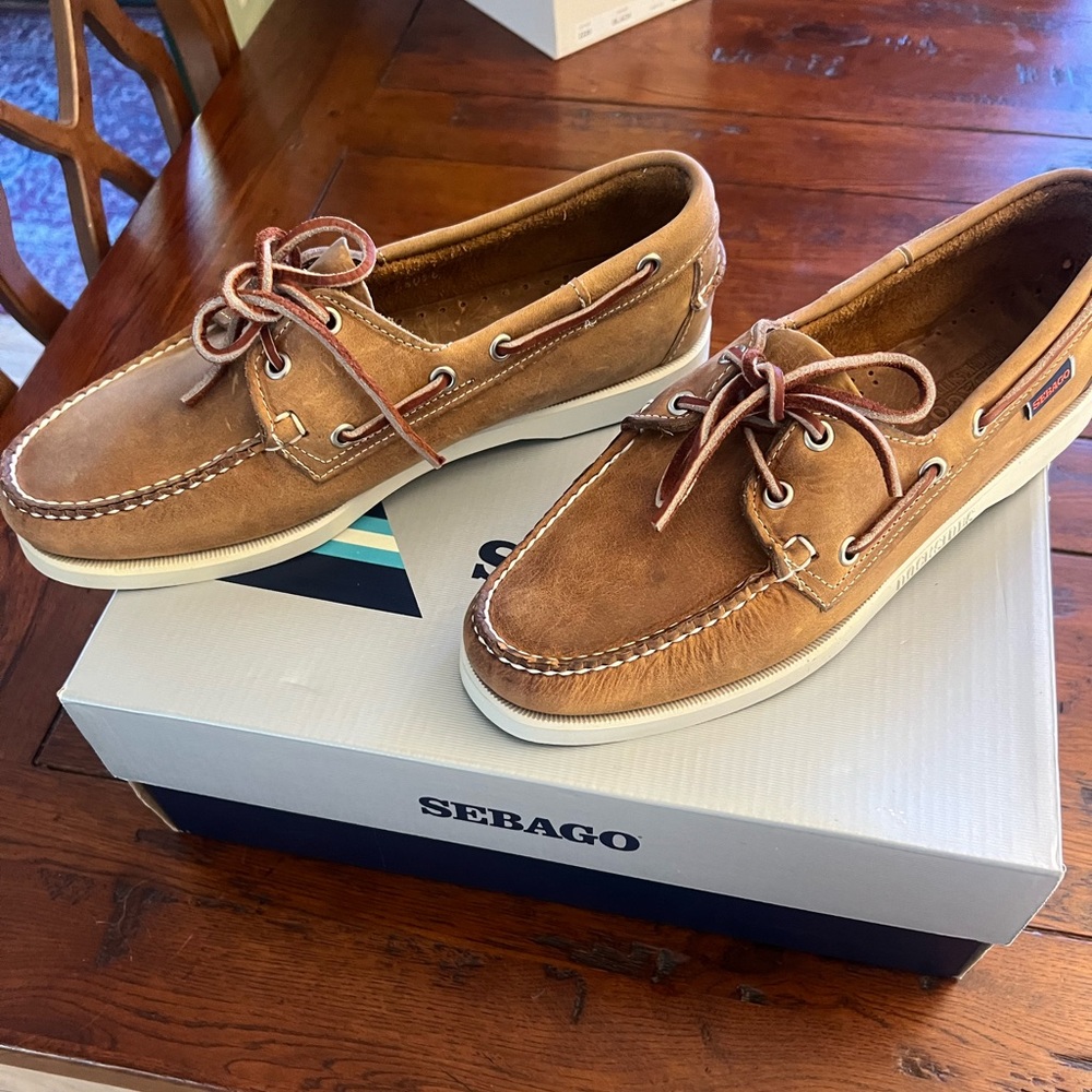 New Sebago Docksides Women’s 10M